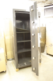 Used Chubb Bankers Treasury 6428 TRTL30X6 Equivalent High Security Safe